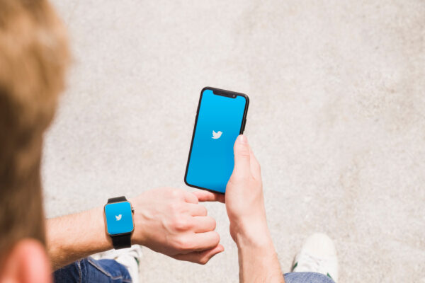 Îmbunătățirea ratei de angajament pe Twitter: trucuri și sfaturi