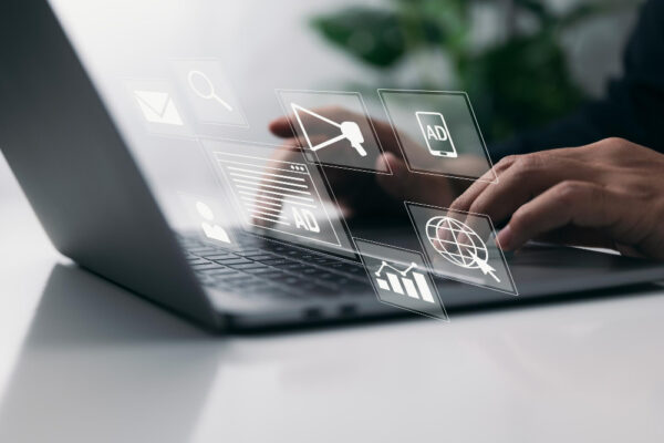 Cum să îți optimizezi site-ul pentru SEO în 2023