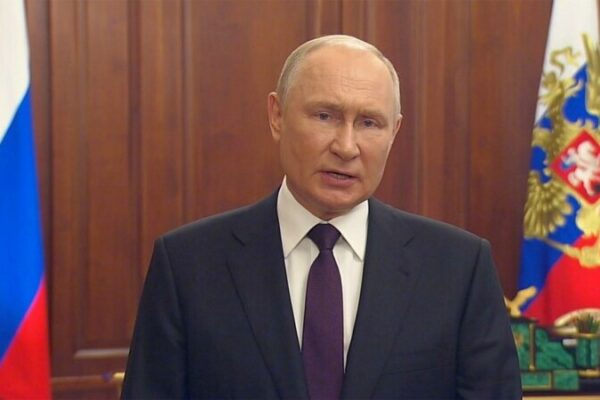 Putin promulgă ieşirea Rusiei din tratatul care interzice testele nucleare