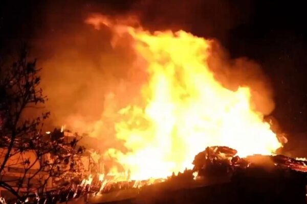 Atac cu rachete rusești asupra blocurilor civile din Kiev. 45 de răniți printre care și copii