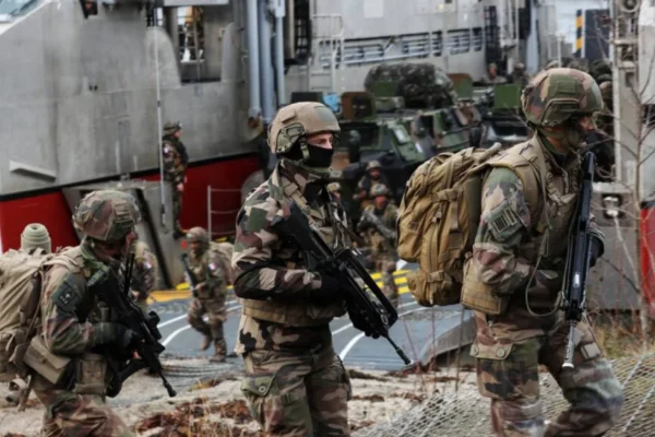 NATO își sporește prezența în România. Franța trimite încă 3.000 de militari