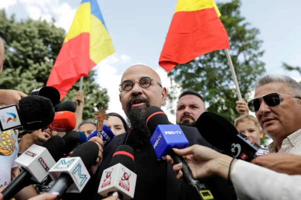 Piedone candidează la Primăria Capitalei. La Sectorul 5 îl va propune pe fiul său