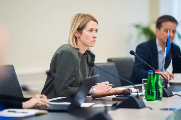 Premierul Estoniei și ministrul lituanian al Culturii sunt urmăriți penal în Rusia