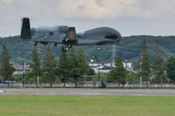 Concentrație de avioane de recunoaștere deasupra României. Rusia pune la adăpost Flota Mării Negre