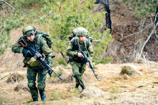 De ce își schimbă Rusia limbajul despre război? „Operațiunea militară specială” a devenit dintr-o dată „război”