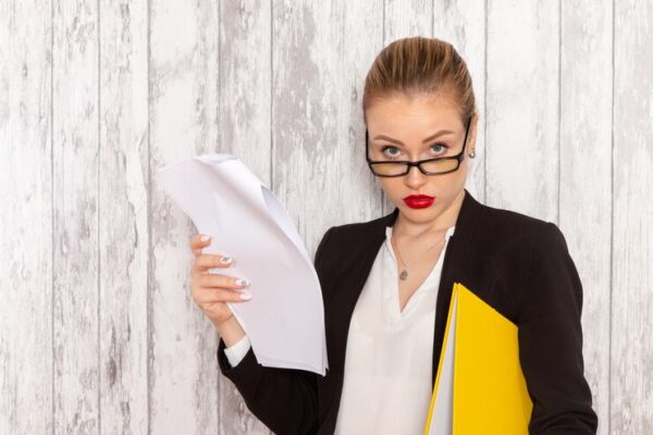 Scrie un CV remarcabil: sfaturi și trucuri