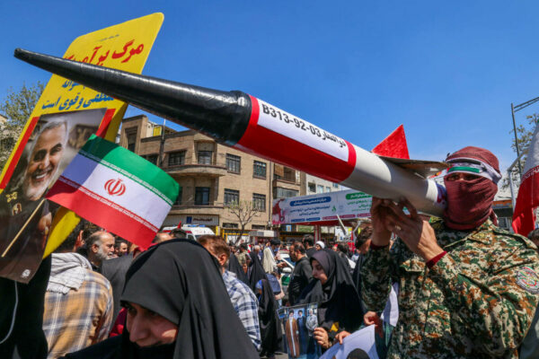 SUA susțin că un atac iranian asupra Israelului este iminent. Ambasada a restricționat deplasările angajaților