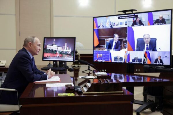 Alarmă în UE. Rețeaua politicienilor europeni pe care Rusia îi trimite în Parlamentul European
