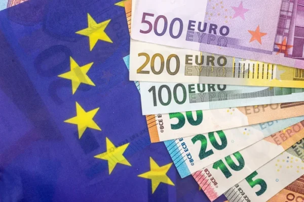 Ultima cerere de plată a României pe PNRR stă neplătită: Pilele din companiile de stat blochează banii
