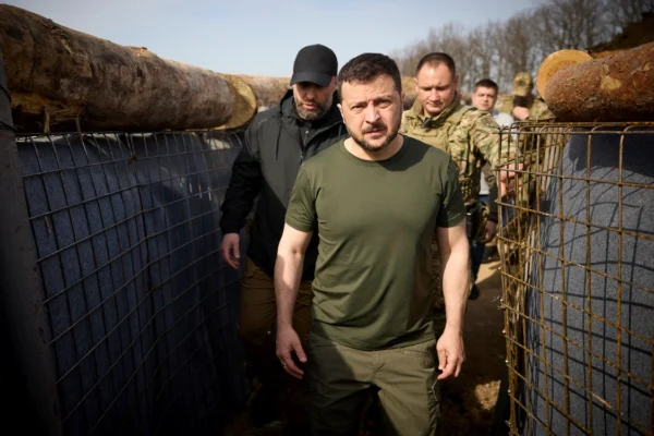 Volodimir Zelenski a promulgat legea privind mobilizarea militară. Ce prevede