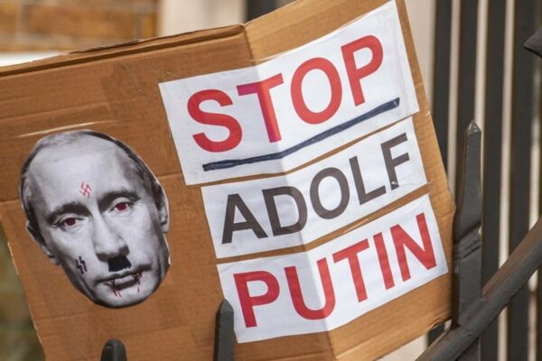 Polonia: ”Dacă Putin câștigă, va mobiliza industria Ucrainei pentru a continua războiul, cum a făcut Hitler cu Cehoslovacia”