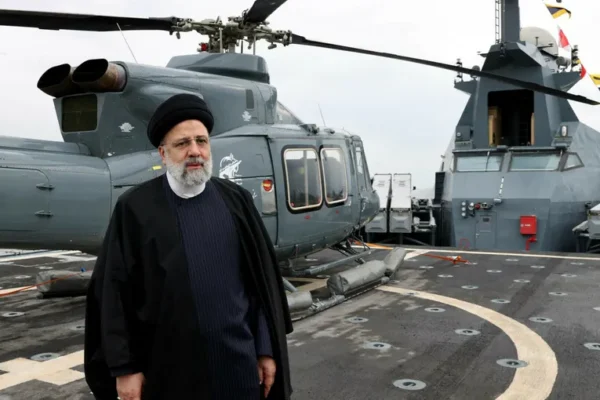 Președintele Iranului, implicat într-un accident de elicopter. Ebrahim Raisi este căutat cu drone și câini, după ce locația lui a devenit necunoscută