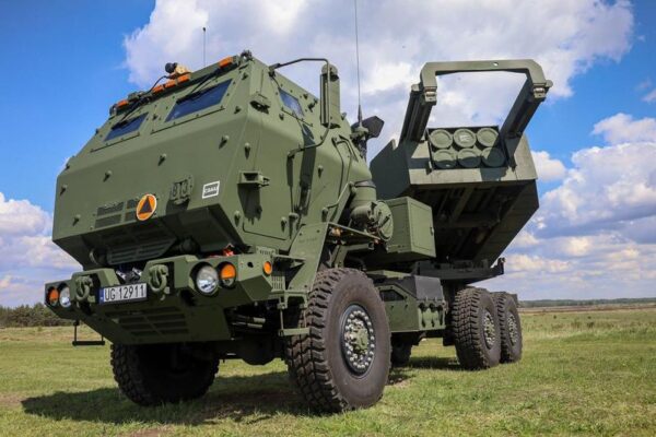 NATO face apel la țările alianței să accepte ca Ucraina să lovească Rusia cu armele Occidentului