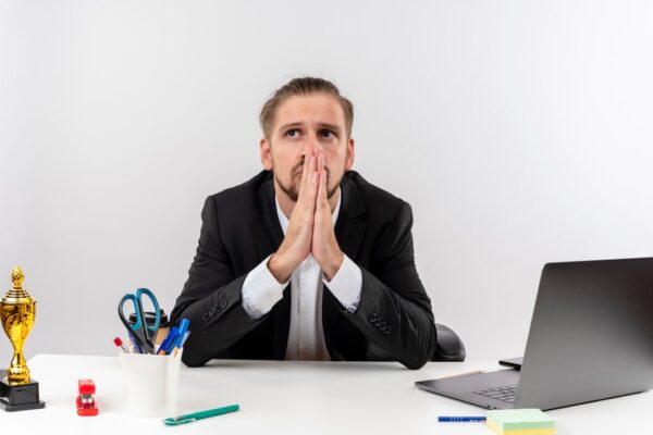 Nemulțumit de jobul tău? 5 indicii clare că e timpul să faci o schimbare