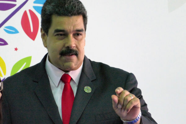 Violență extremă în Venezuela, după alegerea lui Nicolas Maduro. Mai multe persoane au murit