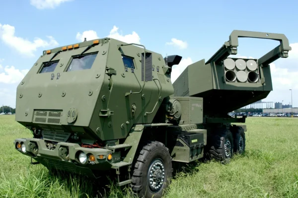 HIMARS, în cooperare cu drona „Rechinul”, distruge un radar rusesc foarte rar de 7.544.000 $
