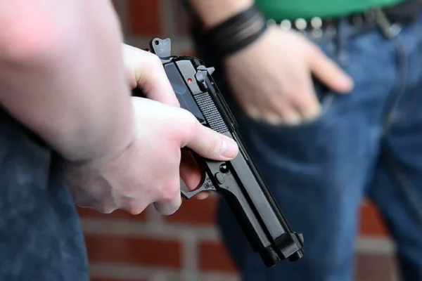 Bande de asasini plătiți adolescenți în Danemarca