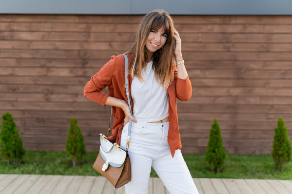 Idei de outfit-uri casual-chic pentru fiecare zi