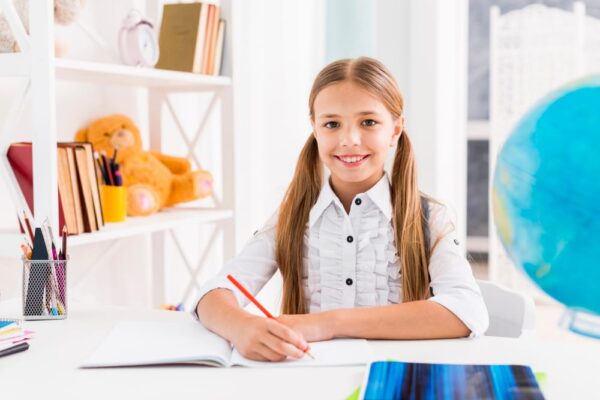 Educația timpurie: cum să stimulezi creativitatea copilului tău