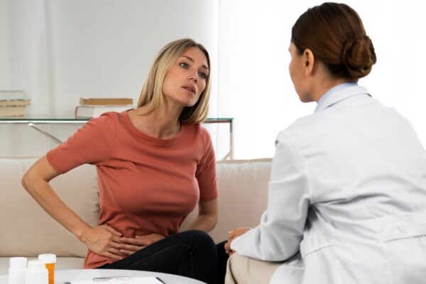 Aciditate gastrică: Cauze, simptome, prevenție