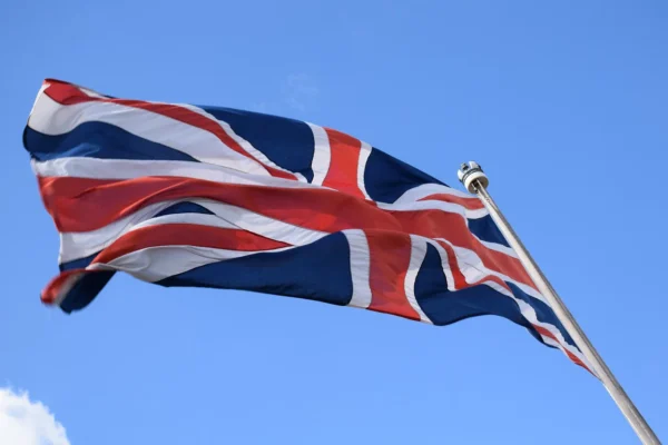 MI5 a dejucat zeci de atacuri planificate în Marea Britanie. Două țări vor să arunce Albionul în haos