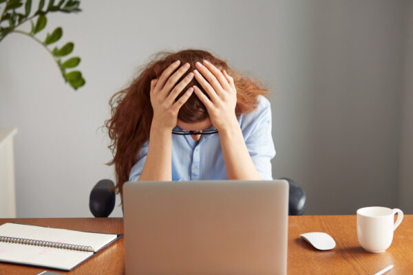 Totul despre burnout: cauze, simptome și prevenție