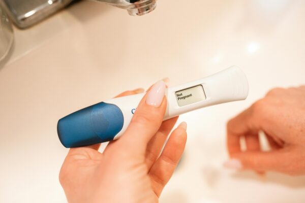 Pastila de a doua zi: ghid complet despre contracepția de urgență