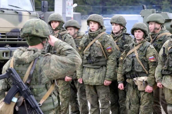 Rușii își caută soldați printre ucraineni. Recrutarea forțată în Ucraina ocupată