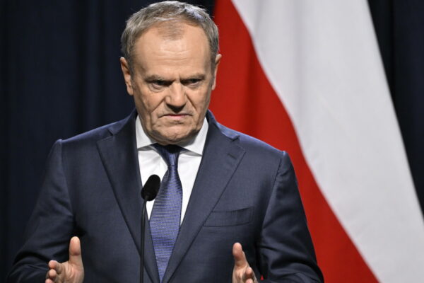 Zidul cu „dinți de dragon” dintre Polonia, Rusia și Belarus e gata. Ce pregătește premierul Donald Tusk Ucrainei