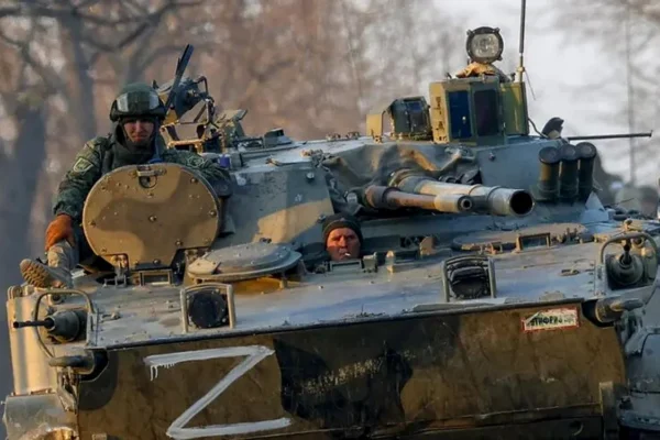 Asalturi neobișnuite în jurul Pokrovsk. De ce folosesc rușii mașini civile