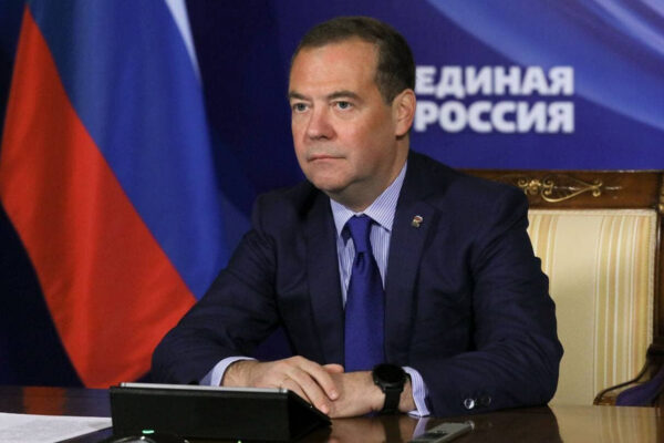 Medvedev, complet nebun: Editorii Times, „ținte militare legitime”