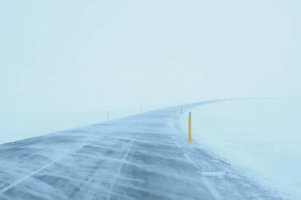 Prognoza meteo, 4 ianuarie. Iarna își intră în drepturi: Temperaturile scad și va ninge viscolit
