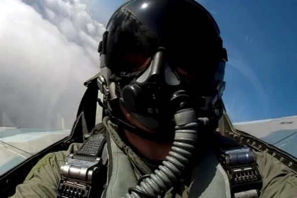 Recordul stabilit de un pilot ucrainean de F-16. Performanța nu a mai fost reușită de nimeni în istorie