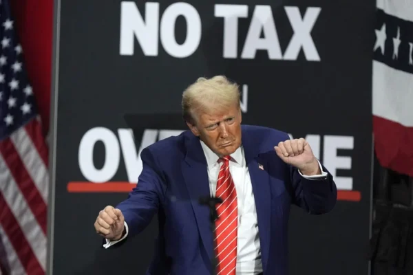 „O lovitură fără precedent”. Lumea își ține răsuflarea, în așteptarea primelor decizii ale lui Donald Trump, care se întoarce azi la Casa Albă. Ce poate anunța încă din prima zi