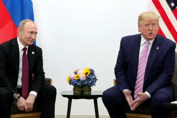 Planul genial prin care Trump vrea să provoace căderea regimului Putin și implozia Rusiei. Expert: „Fix așa a făcut Reagan cu fosta URSS”
