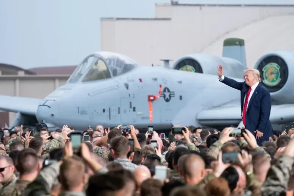 Câți soldați au SUA în Europa și în România? Trump vrea evacuarea lor masivă. Ce îl poate opri?