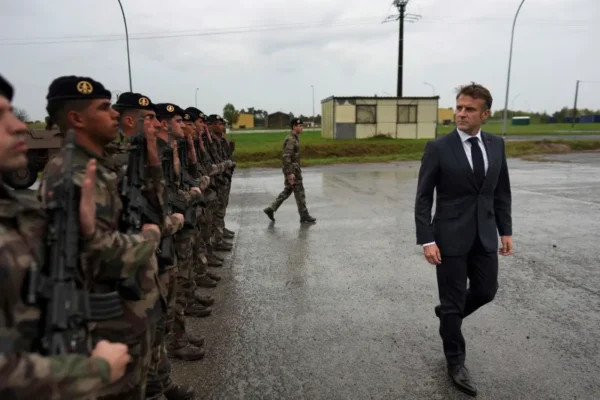 Franța trimite trupe în Groenlanda. Europa, întrunire secretă contra preluării insulei de către SUA