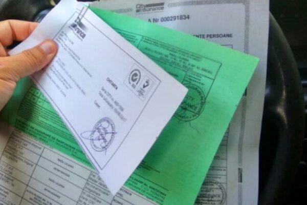 UPDATE: Mașinile cu vechime între 6 și 20 de ani vor putea beneficia de asigurare CASCO / Guvernul prelungește plafonarea preţurilor la poliţele RCA