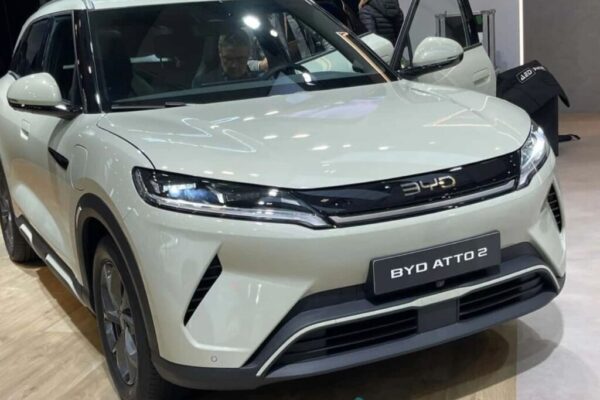 Comisia Europeană investighează subvențiile acordate fabricii BYD din Ungaria