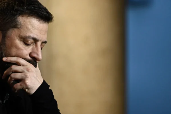Anunțul lui Zelenski, după summitul crucial de la Paris: Macron și Starmer, desemnați să reprezinte Europa în negocieri / Ce reproșează SUA / Principalele decizii și anunțuri ale liderilor de pe continent