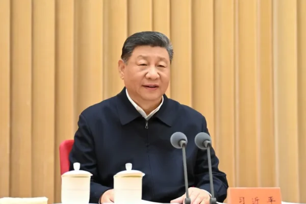 Xi Jinping: Războaiele comerciale perturbă ordinea economică globală. Istoria a arătat tendința de neoprit către o lume multipolară și globalizare economică