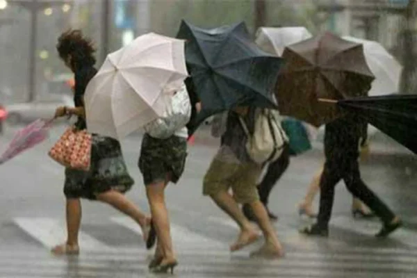 Prognoza meteo, 18 aprilie. Schimbare bruscă a vremii, temperaturile încep să scadă