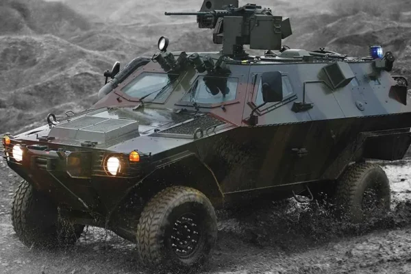 Primele blindate Cobra II de 1.000.000.000€, livrate României. Au armament antitanc și termoviziune