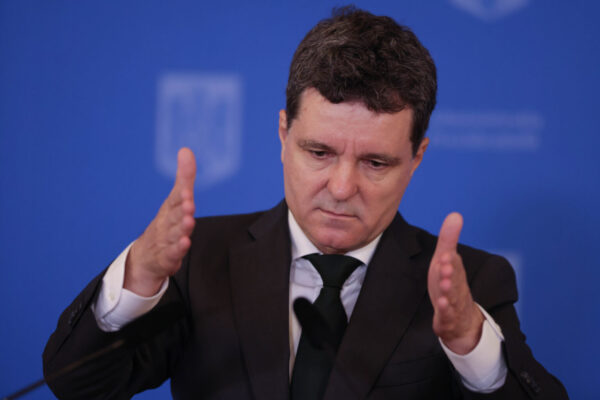 Cresc sau nu taxele în România? Dezvăluiri din anturajul lui Nicușor Dan