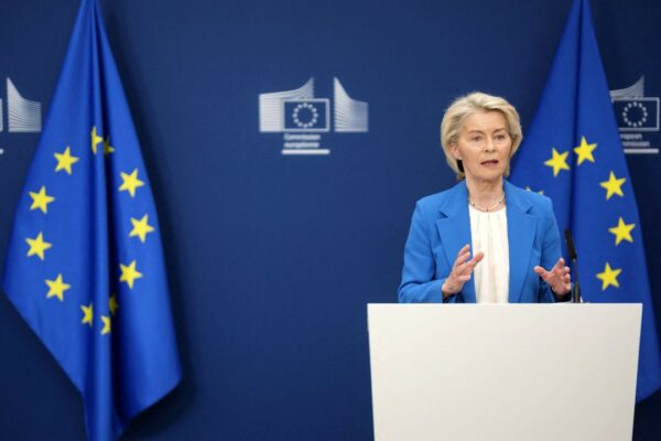 Mesajul Ursulei von der Leyen de Ziua Europei: „Sărbătorim o Europă căreia îi pasă de noi”