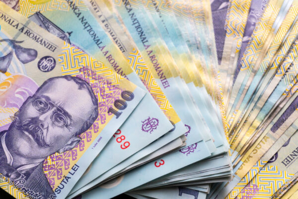 Datoria publică a României ar putea să ajungă la 90% din PIB mai devreme de 2036!