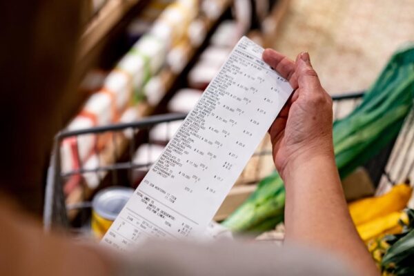 Inflația a urcat la 10,9%. Ce s-a scumpit cel mai mult în ultimul an